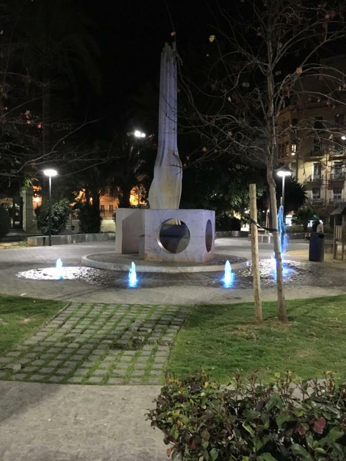 Apartamento En Alicante, Plaza De Espana, Zona Mercado, Aa Buitenkant foto